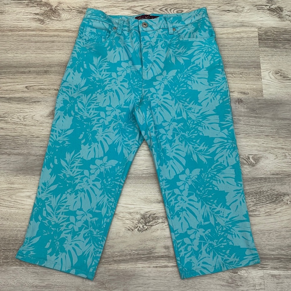 Gloria Vanderbilt Teel & Light Blue Stretchy Capri Jeans Leaf Print Size 8P